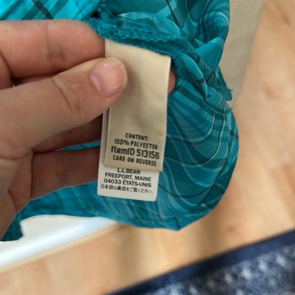 L.L. Bean Blue Casual Button Down Shirt sz small - Picture 6 of 6